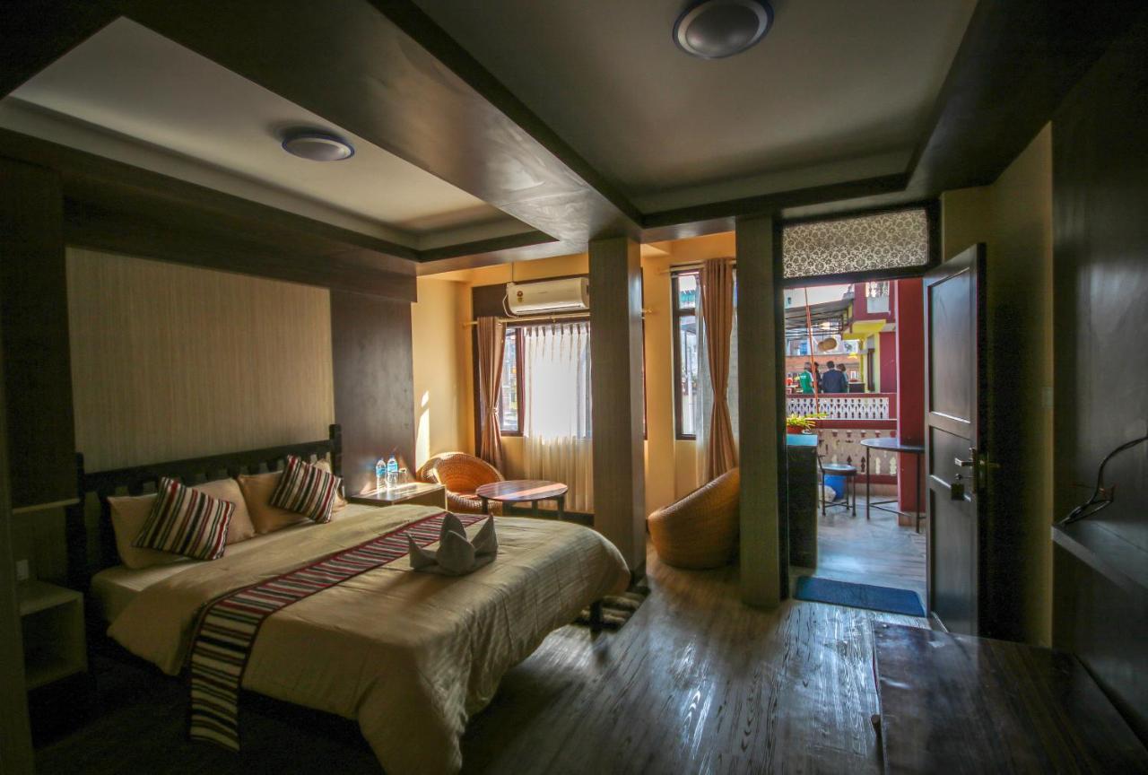 Peace Home Kathmandu Buitenkant foto